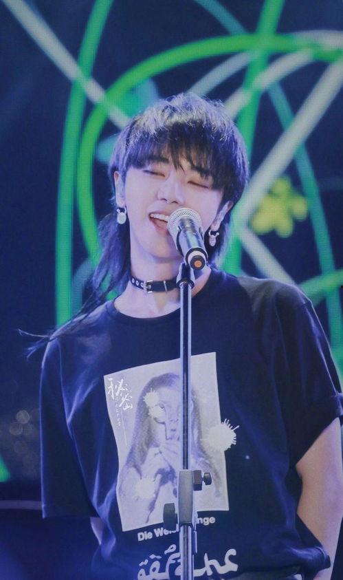 华晨宇图片高清,音乐才子魅力绽放