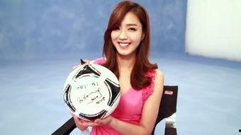 女主播格式短裙,性感魅力一触即发